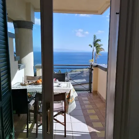 Panoramic - Holidays Apartment *